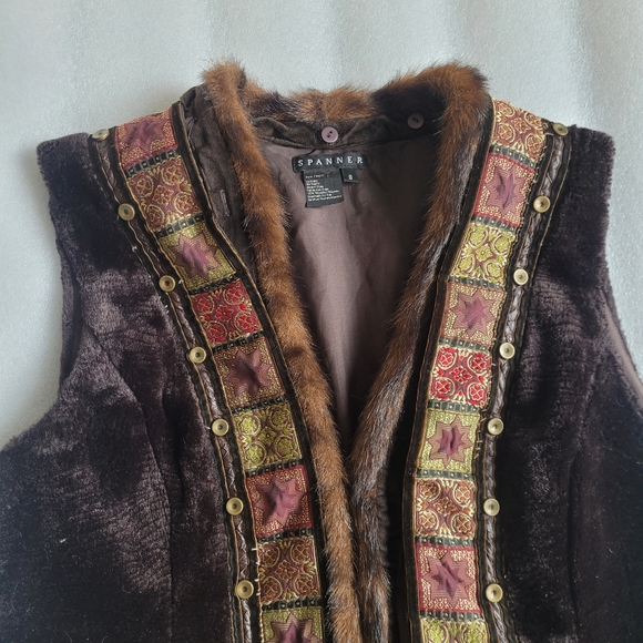 Vintage Bohemian Faux Fur Vest With Embroidery Hippie Boho Small - Picture 3 of 13